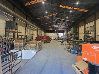 Industrial building in Congost-Santa Caterina. Nave industrial en venta en la avenida pirelli