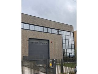 Miete Fabrikhalle in La Balconada-Cal Gravat. Nave industrial de alquiler a gran escala para operadores logíst