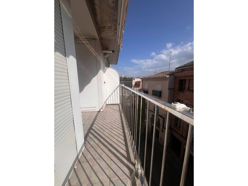 Foto 8b4eb9e4-1c4a-4691-add3-8e6c9a7cf876. Apartament amb calefacció aparcament a Valldaura-Carretera de Cardona Manresa