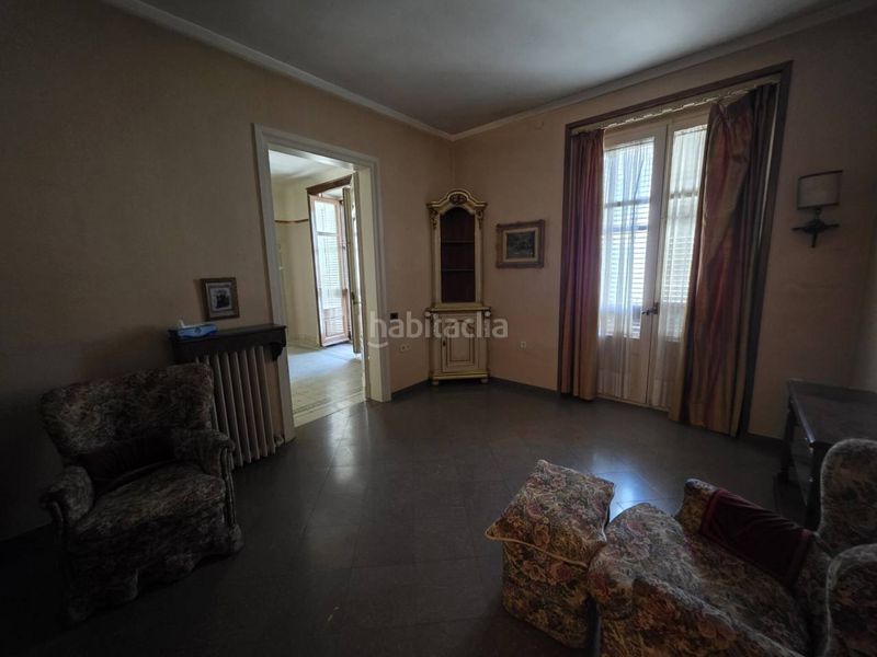 Foto 435b7d21-3b1a-4fe7-bd60-686e329614bc. Edificio in Barri Antic Manresa