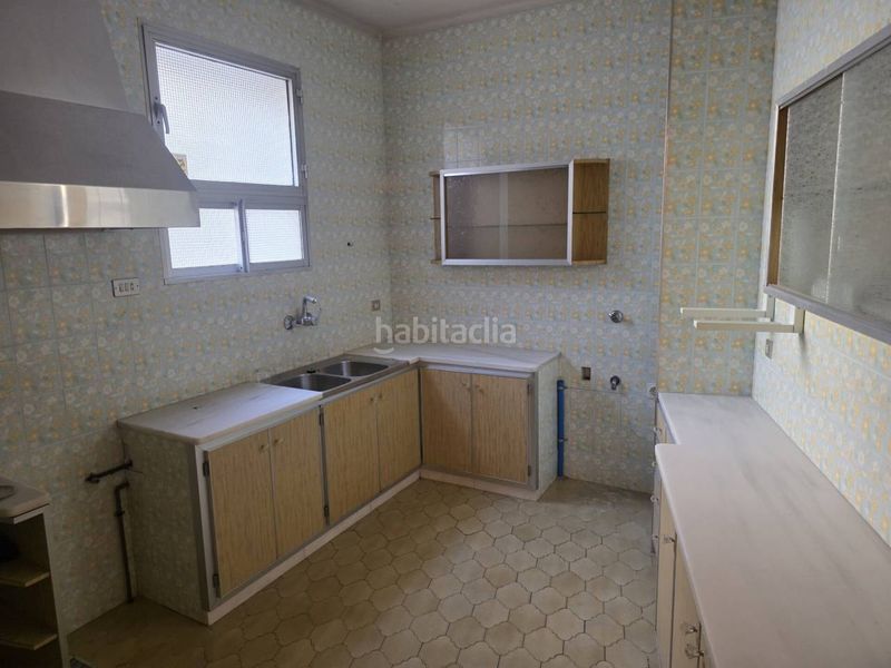Foto 6b4ce072-1699-42ea-8b49-33763797ebf0. Edificio in Barri Antic Manresa