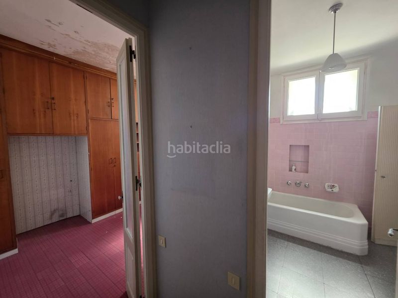 Foto b9e9962b-bc01-4f5f-8799-f36412f10d2f. Edificio in Barri Antic Manresa