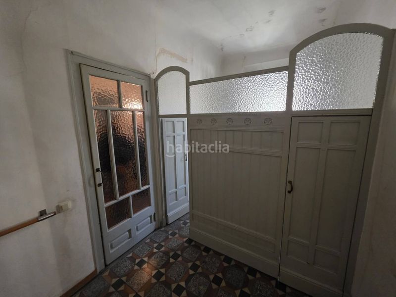 Foto bac6bcb7-d10b-4bb5-bbfb-1fd6b526bf8c. Edificio in Barri Antic Manresa