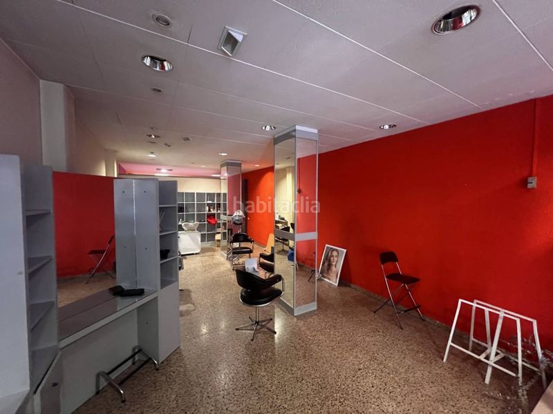 Foto 1c9a94a8-bfc6-4bf3-b2c9-b4576faee088. Local comercial a Plaça Catalunya Manresa