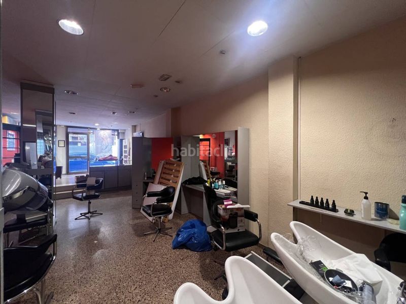Foto 674a6e79-480d-4d9f-b862-67df3b62b92a. Local comercial a Plaça Catalunya Manresa