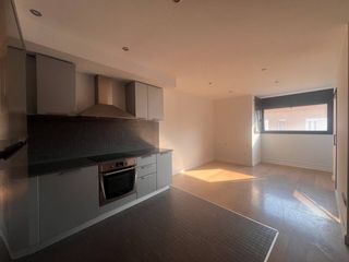 Location Appartement  Calle mossèn cinto verdaguer. Piso de alquiler en sant vicenç de castellet