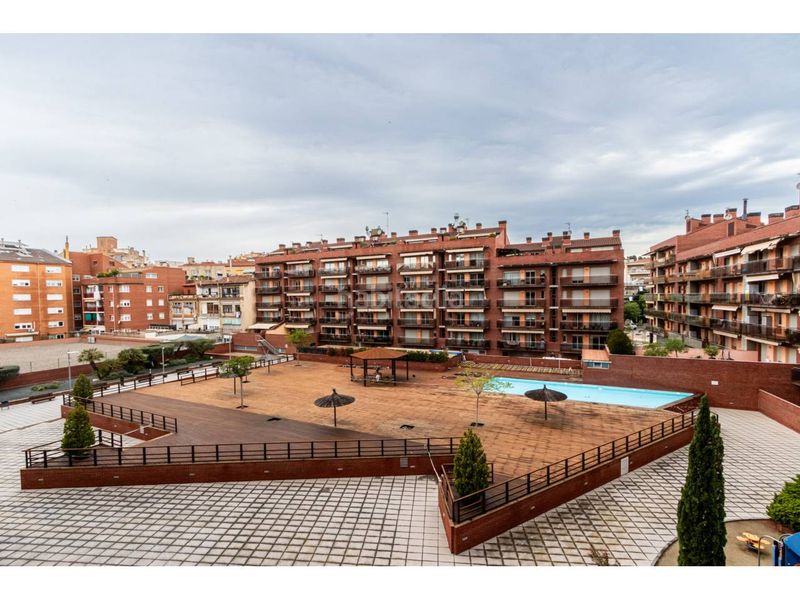 Foto 694d46c9-ad87-4331-b1c9-fcfeee87fba2. Pis amb calefacció piscina a Centre - Passeig i Rodalies Manresa