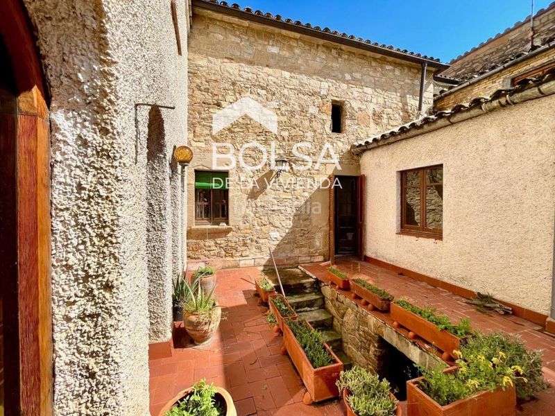 Foto 5dd4d5e2-37e4-40f0-a847-5ce877dbc288. Casa amb calefacció aparcament a Castellgalí