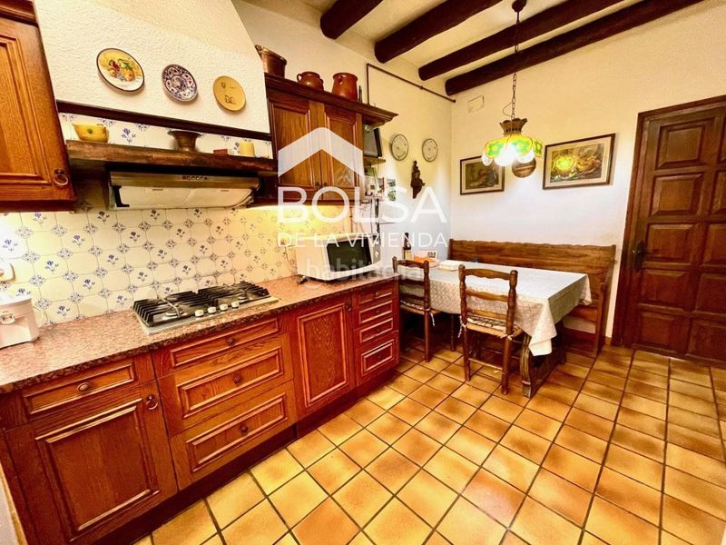 Foto f654a632-7035-4e52-b4a0-d3b89e85d4f9. Casa amb calefacció aparcament a Castellgalí