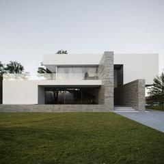 Casa aparellada en Loeches. Arauzooliveros sl.