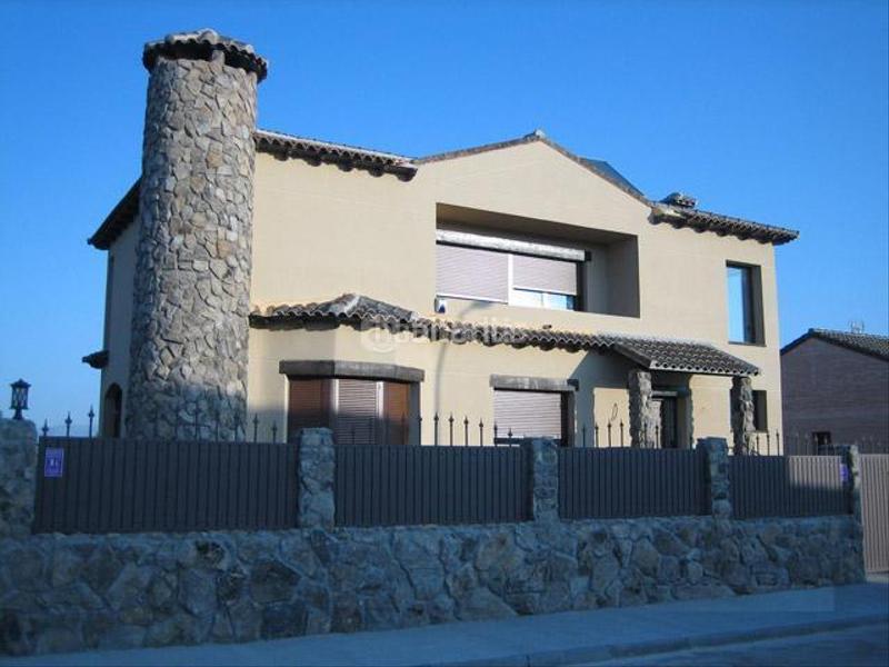 Foto a5c575d1-95d3-4afb-b997-580bfbddafef. Xalet 100m<sup>2</sup> a calle carretera de fuentelsaz 23 a Casar (El)