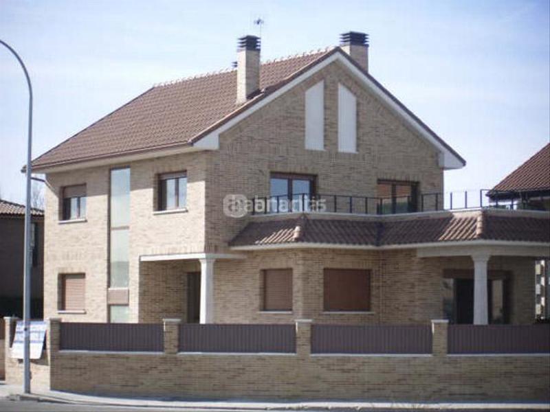 Foto bee1d65b-9c50-4526-aa4e-032acc1b9ca1. Xalet 100m<sup>2</sup> a calle carretera de fuentelsaz 23 a Casar (El)