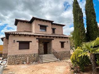 Chalet à Calle carretera de fuentelsaz 23. Arauzo oliveros construcciones