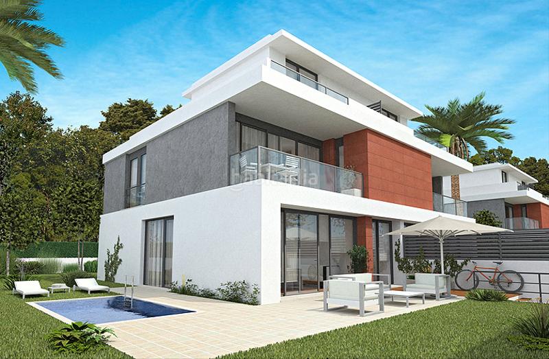 Foto a60020b7-5463-4eb6-a635-16bf8649fa82. Casa adossada a Cabanillas del Campo