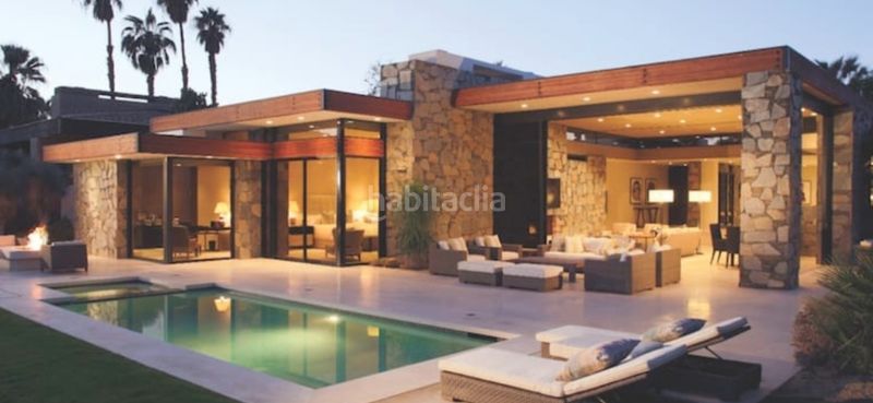 Foto b0f1af77-5302-4399-8cf4-461248777382. Casa aparellada a Horche