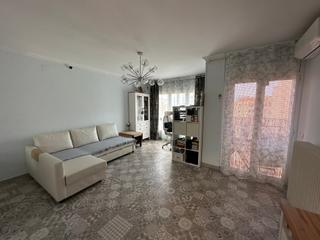Appartement  Carrer de santa eugènia. Se vende un piso completamente reformado en la zona de la plaza