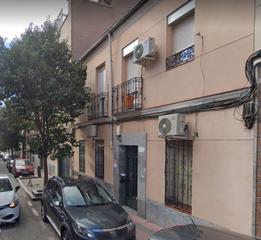 Edificio en Numancia. Edificio en venta en vallecas