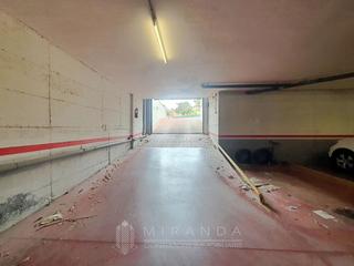 Parking voiture à Cellecs 47. Garaje en venta en franqueses del valles.