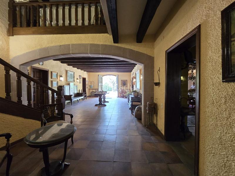 Foto f6db8d83-de98-4e71-bbc8-7cae567a5433. Masía finca rúst. en venta en la roca del valles, 7 dormitorios. en Roca del Vallès (La)