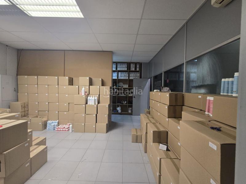 Foto 57dfa552-51ff-4435-a332-48cebde42158. Locale commerciale in Joan Prim Granollers