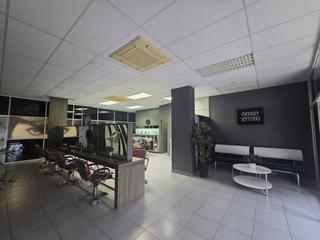 Local commercial  Corro. Local com. en venta en granollers, 1 despacho.