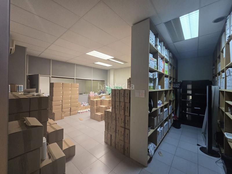 Foto e7b386f1-5677-4d7c-8bd3-ca43bcc0c164. Locale commerciale in Joan Prim Granollers