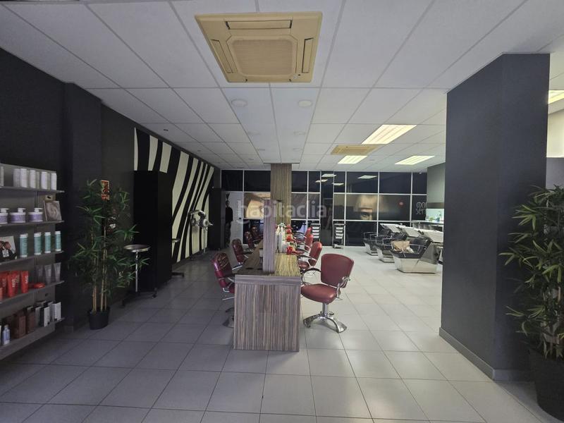 Foto fbff6ea0-2af1-4685-8a48-9abac3dd7ff6. Locale commerciale in Joan Prim Granollers