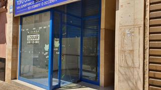 Lloguer Local Comercial a Joan prim 77. Local com. en alquiler en granollers, 1 despacho.