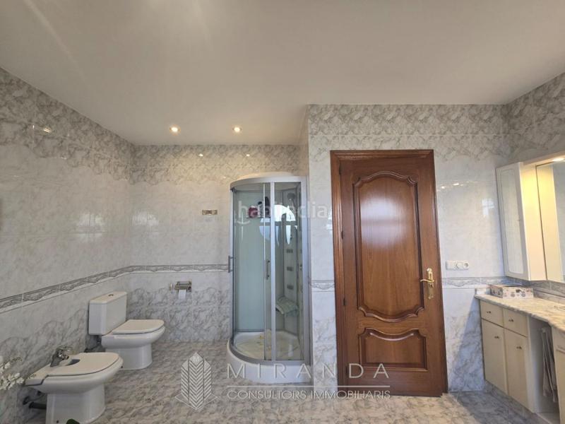 Foto 033f4817-c72e-488c-a3f0-44c8f2842f84. Haus mit heizung parking in Breda