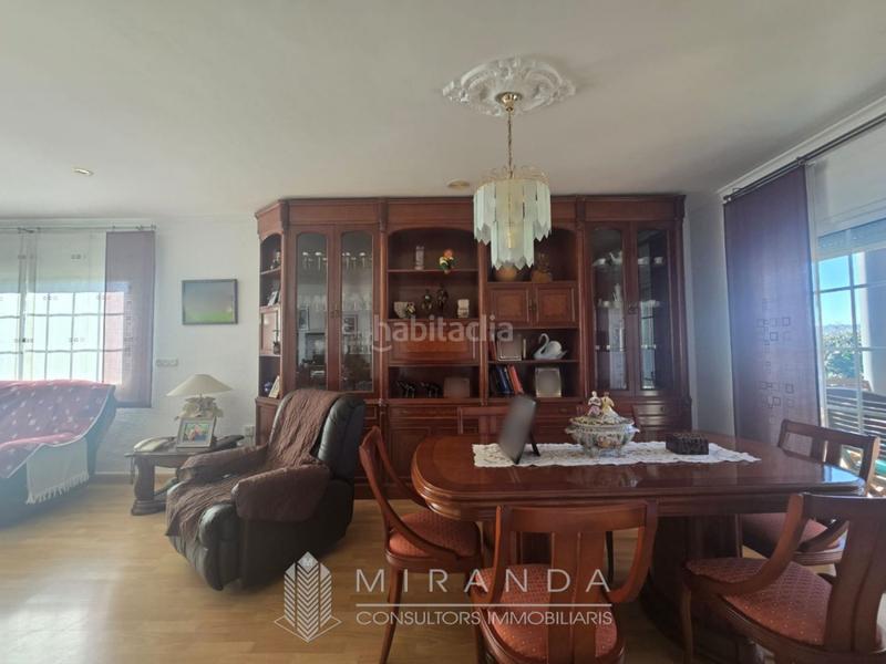 Foto 55ecfb94-6550-49d1-9096-51add2cbb8c3. Haus mit heizung parking in Breda