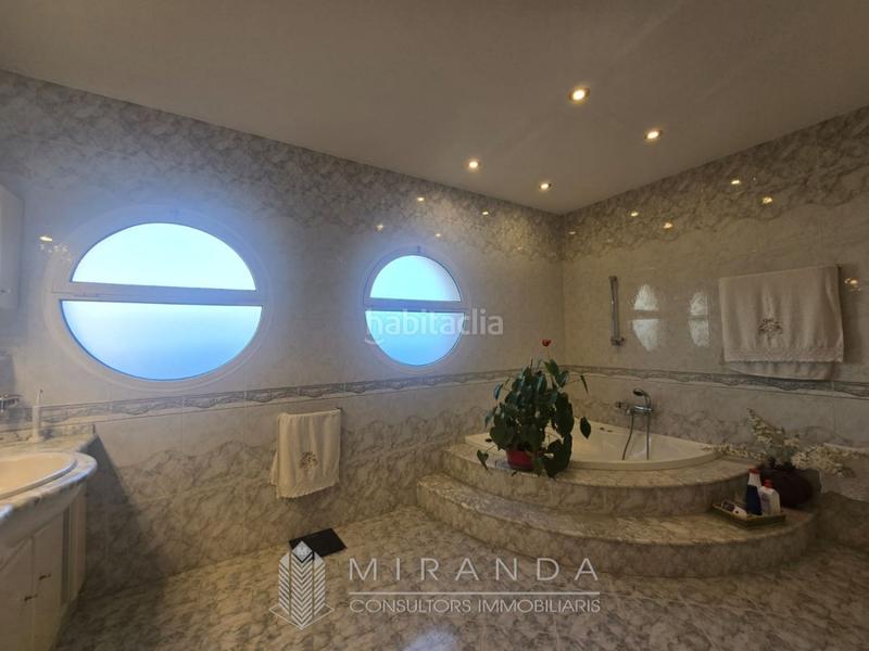 Foto 74c09601-7af7-430d-a754-4301188593f8. Haus mit heizung parking in Breda