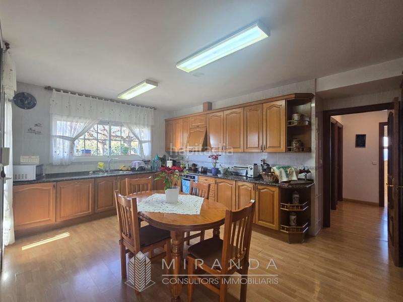 Foto 92a0684c-1070-4d7f-b074-04954be377bb. Haus mit heizung parking in Breda