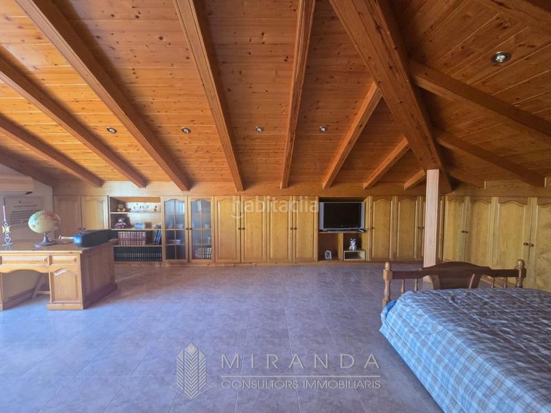 Foto 9fd1f912-ff0c-4585-b4bf-af2dfe340502. Haus mit heizung parking in Breda