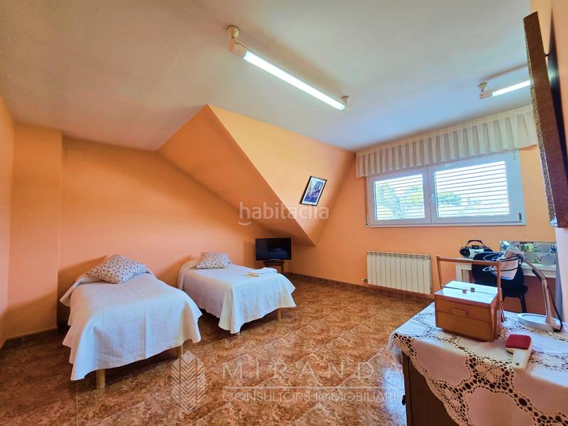 Foto 2431e8b2-34a5-42a2-a386-e1873740ffff. Chalet en Canovelles