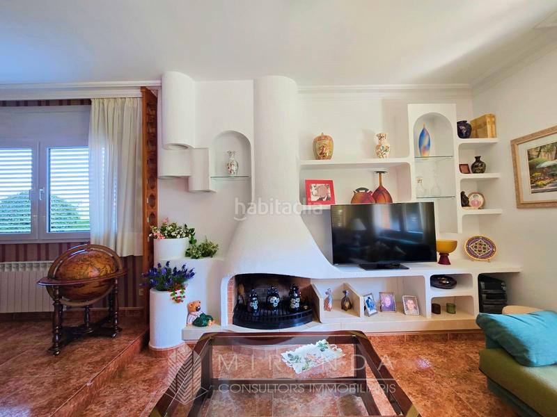 Foto acdc5c0c-7ec6-4576-87f3-50f9162a0344. Chalet en Canovelles