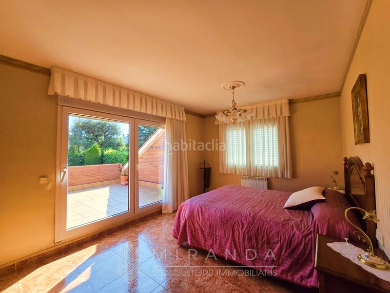 Foto 0384cb50-29d6-4352-9952-3be82487e749. Chalet con riscaldamento parcheggio piscina in Canovelles