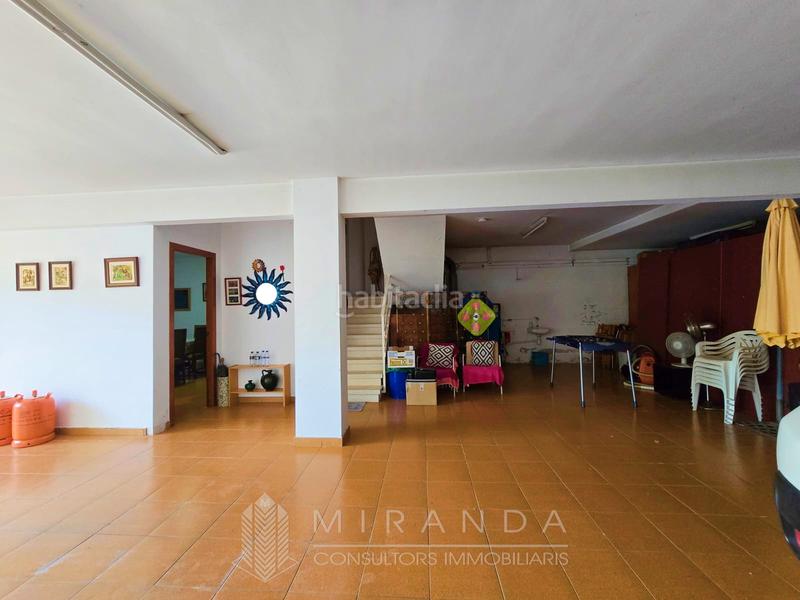Foto 4cc1f02a-cdce-4d05-8fea-dc24578ff87b. Chalet con riscaldamento parcheggio piscina in Canovelles