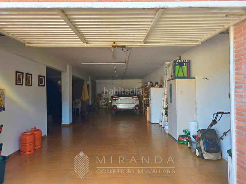 Foto 7e55fa35-cc7c-4003-bad8-0f2873c93e2d. Chalet con riscaldamento parcheggio piscina in Canovelles