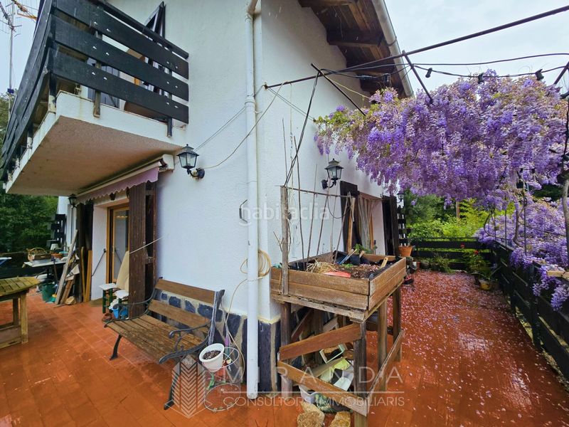 Foto 2eaf07a9-1be8-4861-87b1-5f38399bee72. Casa en Vallgorguina