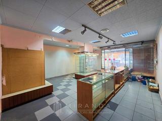 Business premise in Passeig andalusia 3