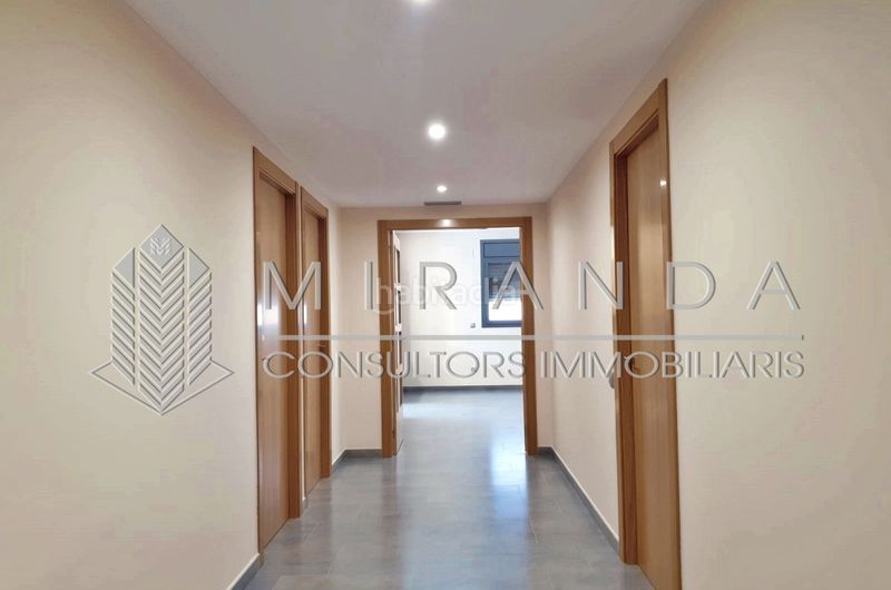 Foto 188e9d2b-2426-401b-b4d8-af339a373917. Alquiler piso en camí romà 37 vivienda ideal también como local profesional / despacho en Granollers