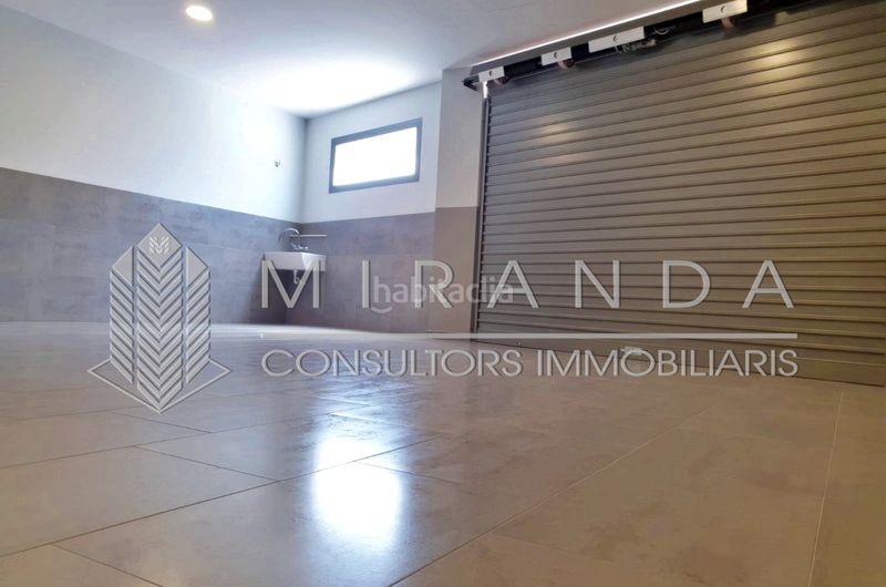 Foto e2448476-cbc0-488a-ae70-32326ce10ee8. Alquiler piso en camí romà 37 vivienda ideal también como local profesional / despacho en Granollers