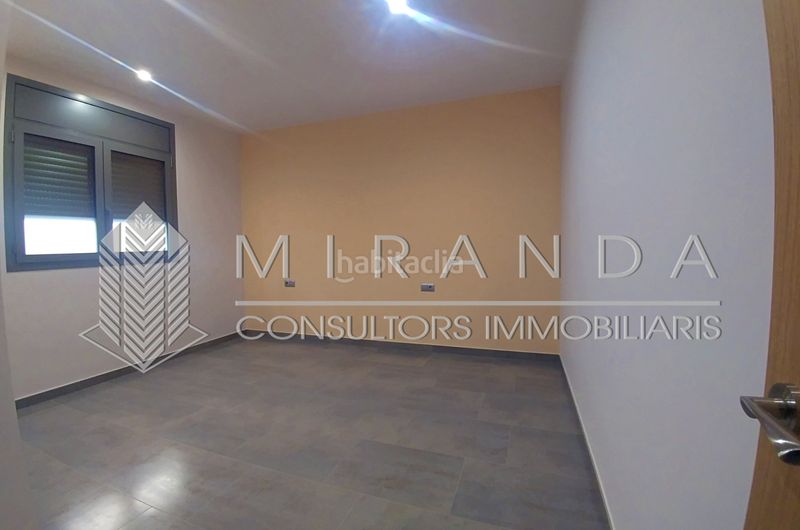 Foto eec02df9-8020-4fb7-8831-88effa2240c1. Alquiler piso en camí romà 37 vivienda ideal también como local profesional / despacho en Granollers