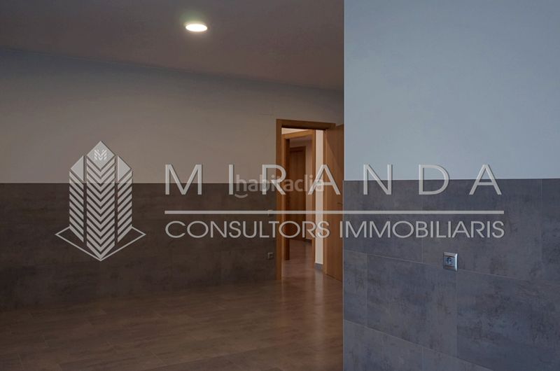 Foto f72d1730-0f91-4acc-822e-8494da21c8f4. Alquiler piso en camí romà 37 vivienda ideal también como local profesional / despacho en Granollers