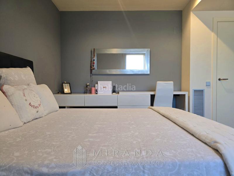 Foto badf59f3-a8e3-49a0-bbd6-525dfcc5de8f. Chalet with fireplace heating parking pool in Can Illa Garriga (La)