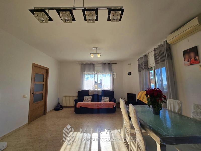 Foto 1c652d97-d1f4-4426-aa00-d8525111212c. Chalet with fireplace heating parking pool in Bigues i Riells del Fai