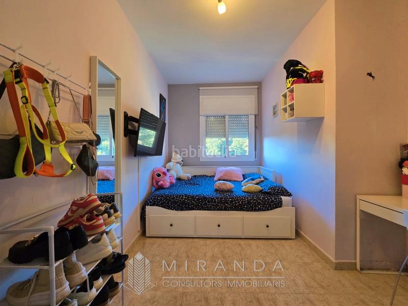 Foto 2812f6f8-4b9a-4e04-b9df-203415d1f749. Chalet with fireplace heating parking pool in Bigues i Riells del Fai