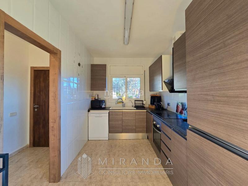 Foto 348ae827-5bb8-4658-bc69-32cfd96d6419. Chalet with fireplace heating parking pool in Bigues i Riells del Fai