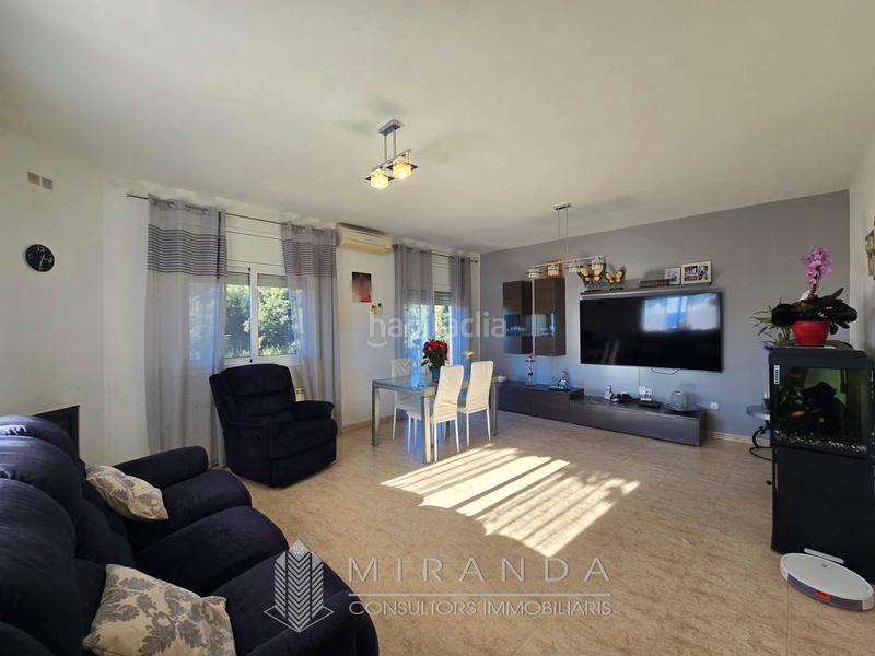 Foto 8d77e494-0e1a-430e-bbc8-4fe22966091f. Chalet with fireplace heating parking pool in Bigues i Riells del Fai