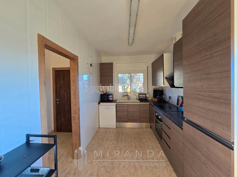 Foto aed40415-5299-437b-ab7a-5dfa320b5869. Chalet with fireplace heating parking pool in Bigues i Riells del Fai